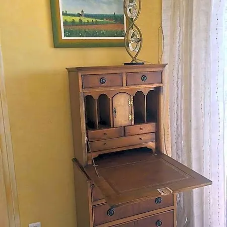 La Lezardiere Bed & Breakfast 3*